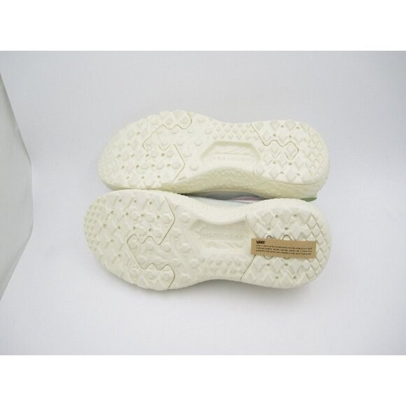 Vans Ultrarange Neo VR3 Sneaker Shoe Size (Men=7, Women=8.5) - Picture 9 of 10